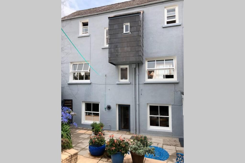 Stunning & Spacious House In Central Tenby Εξωτερικό φωτογραφία